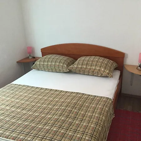 One-bedroom In Ii 비르